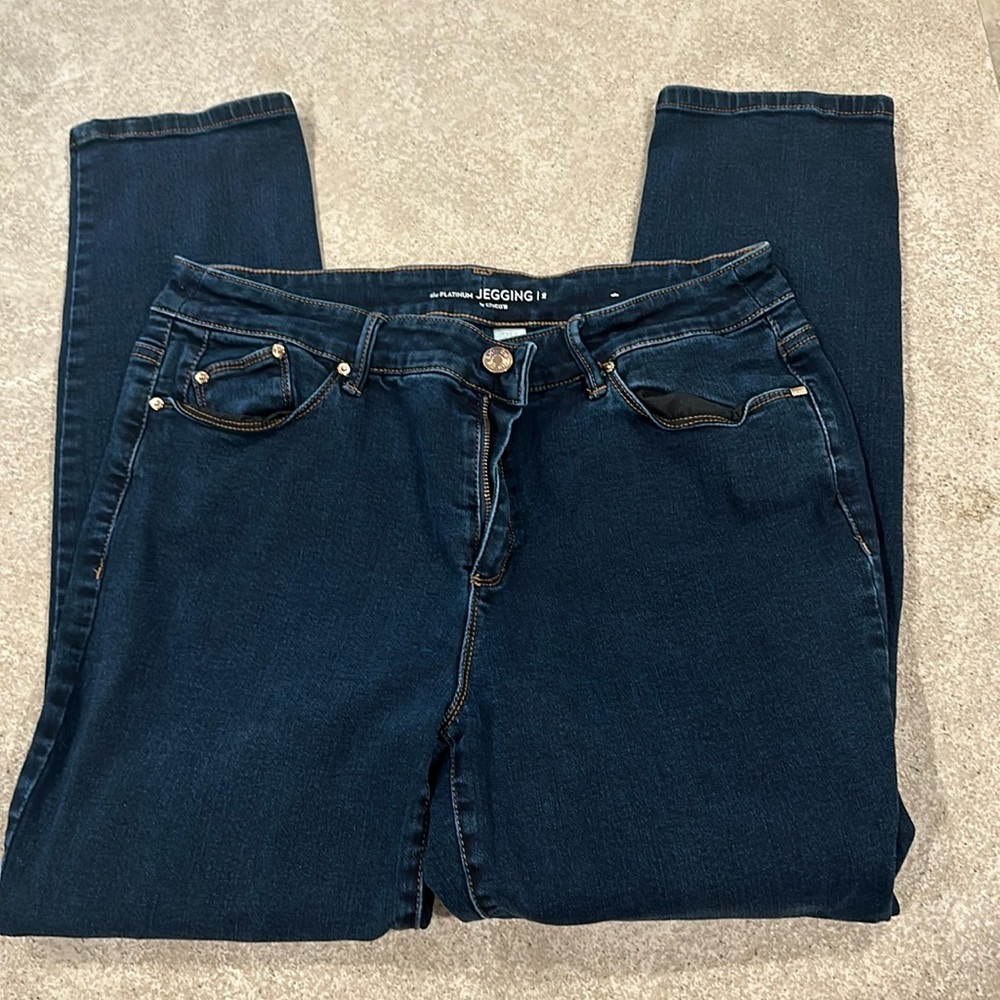 Chico’s The Platinum Jegging